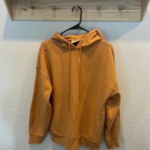 UNIVERSAL THREAD HOODIE